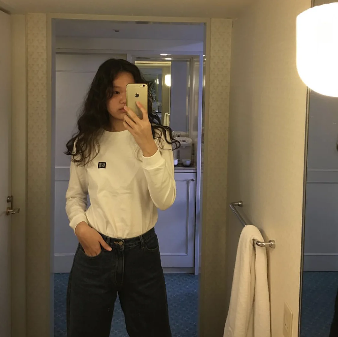 Футболка Miss Muddled Simple White с квадратным вырезом, свободного кроя, с длинными рукавами, из смесового хлопка, для повседневной носки
Футболка Miss Muddled Simple White с квадратным вырезом, свободного кроя, с длинными рукавами, из смесового хлопка, для повседневной носки