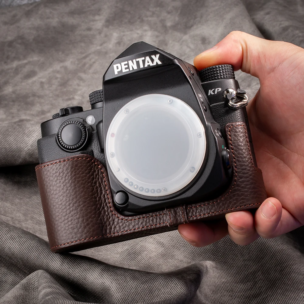 Чехол KP, защитный чехол для Pentax, чехол KP, кожаная сумка для фотоаппарата, получехол для камеры из натуральной кожи, аксессуары для фотосъемки
Чехол KP, защитный чехол для Pentax, чехол KP, кожаная сумка для фотоаппарата, получехол для камеры из натуральной кожи, аксессуары для фотосъемки