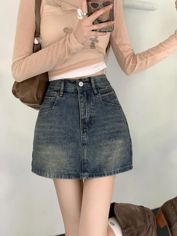 Vintage High Waist Denim Short Skirts For Women Spring Summer Korea Japanese Style Blue A-line Jeans Mini Skirt
Vintage High Waist Denim Short Skirts For Women Spring Summer Korea Japanese Style Blue A-line Jeans Mini Skirt