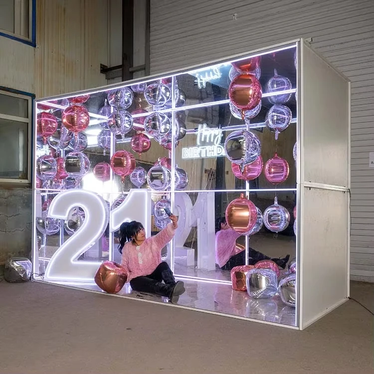 WOWORK Detachable RGB Neon LED Photo Booth Box With Mirror Paper Photography Backdrop For Birthday Party Wedding Decoration
WOWORK Detachable RGB Neon LED Photo Booth Box With Mirror Paper Photography Backdrop For Birthday Party Wedding Decoration
