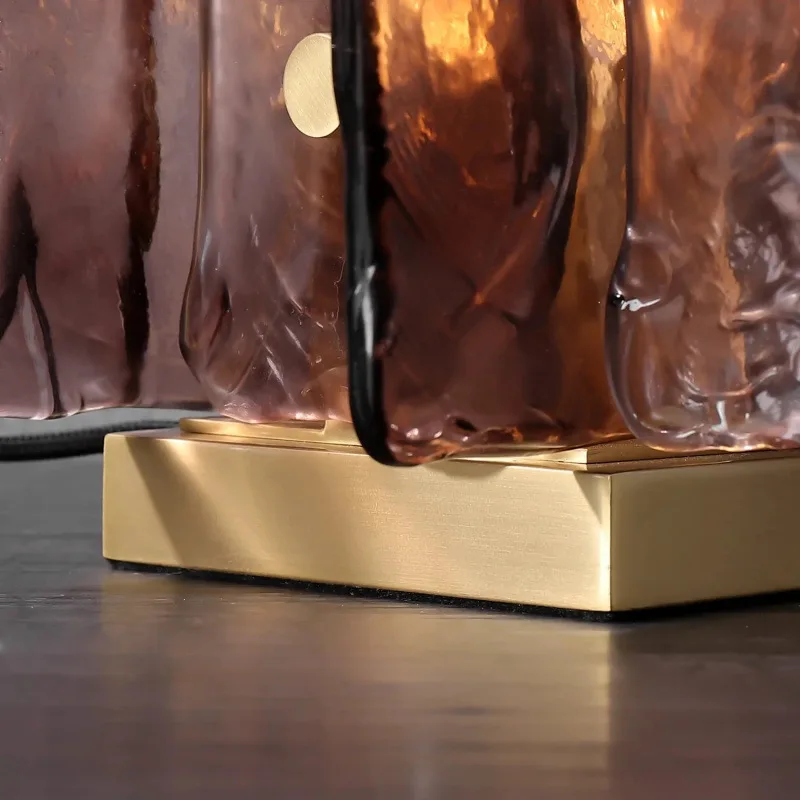 Glass lamp simple study bedroom bedside designer decorative personalized small desk lamp
Glass lamp simple study bedroom bedside designer decorative personalized small desk lamp