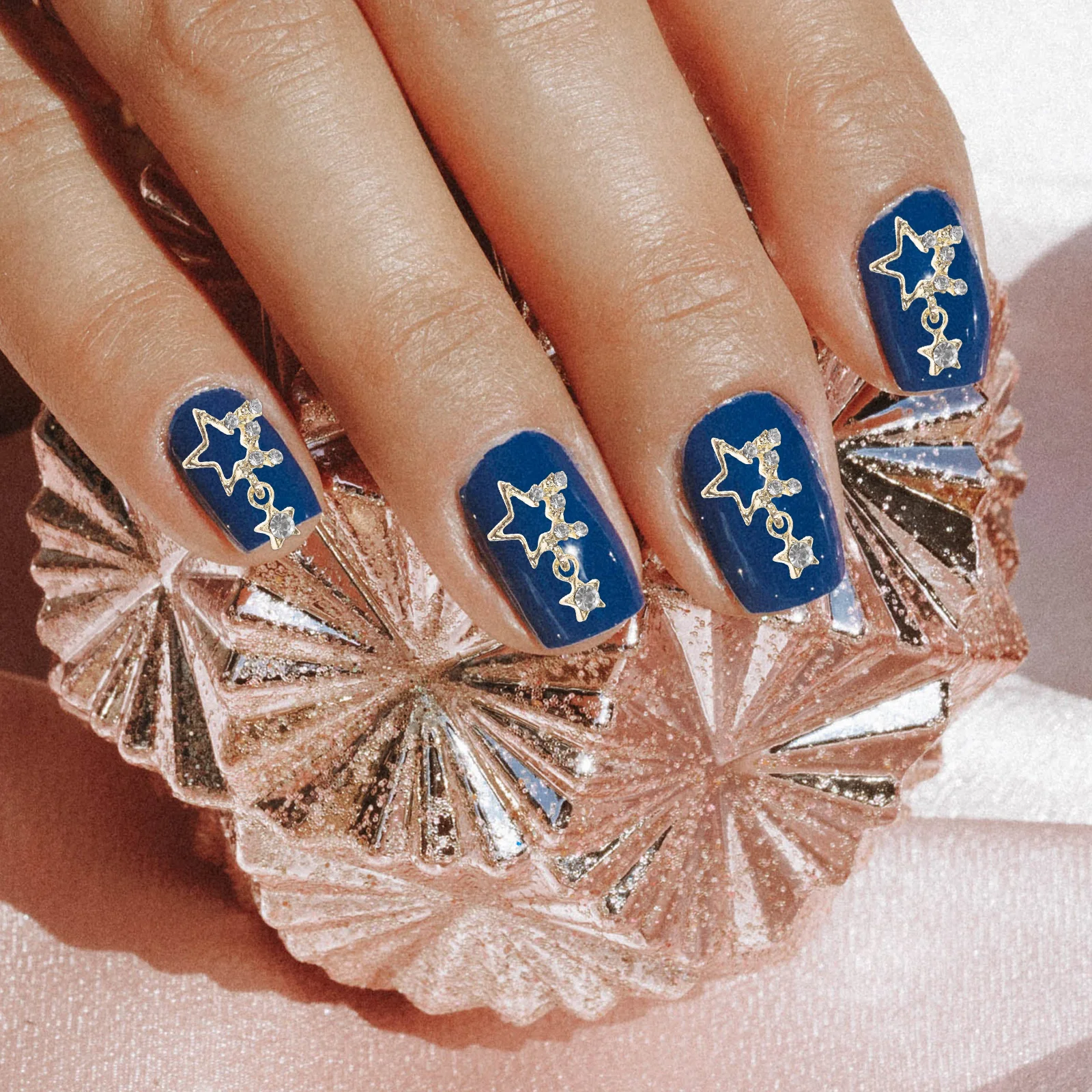 20Pcs Star Nail Charms Rhinestone Embellishments Zinc Alloy Durable Jewelry Star Charms for Nails Nail Rhinestones
20Pcs Star Nail Charms Rhinestone Embellishments Zinc Alloy Durable Jewelry Star Charms for Nails Nail Rhinestones