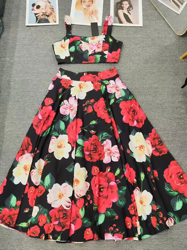 Retro printed camisole strapless top two-piece set for 2025 summer women's clothing+high waisted pleated loose skirt fashion set
Retro printed camisole strapless top two-piece set for 2025 summer women's clothing+high waisted pleated loose skirt fashion set