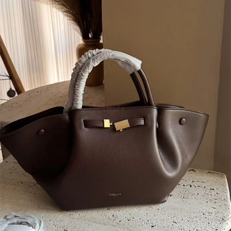 Ladies Hand Bags Tote Bags for Women Purses and Handbags Large Capacity Armpit Package New Tote Bag Single-shoulder Bag
Ladies Hand Bags Tote Bags for Women Purses and Handbags Large Capacity Armpit Package New Tote Bag Single-shoulder Bag