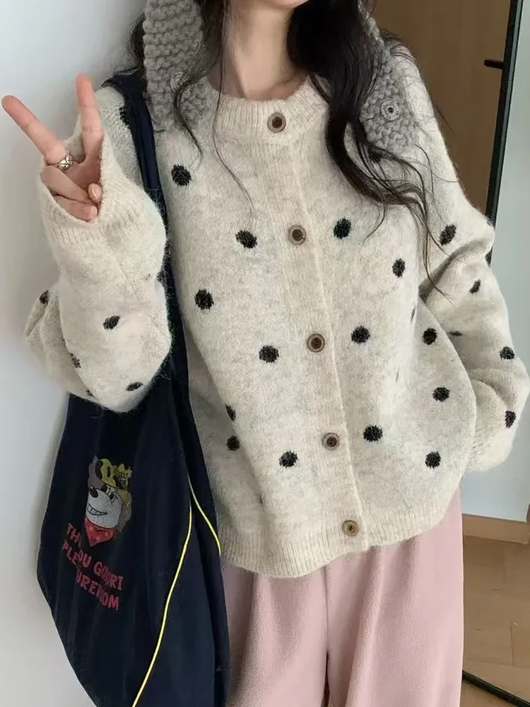 2025 New Sle Women's Lazy Bear Velvet Polka Dot Knitted Open Cardigan Autumn Winter Outerwear Loose Soft Cozy Sweater Jaet
2025 New Sle Women's Lazy Bear Velvet Polka Dot Knitted Open Cardigan Autumn Winter Outerwear Loose Soft Cozy Sweater Jaet