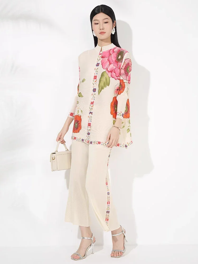 Chinese Women's Two-piece Standing Collar Single-breasted Top and High-waisted Wide-leg Pants 2025 Summer Pleated Printed New
Chinese Women's Two-piece Standing Collar Single-breasted Top and High-waisted Wide-leg Pants 2025 Summer Pleated Printed New