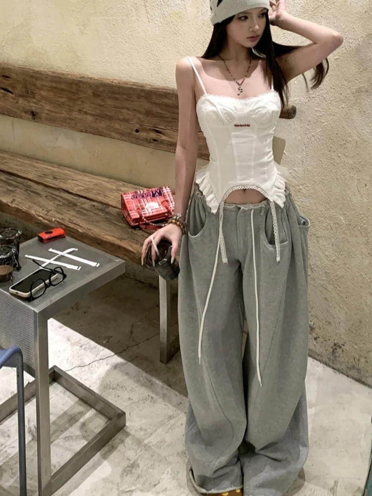 2025 New Hot Girl Set Women's Low Waist Casual Loose Summer Pants Two-Piece Set Faionable Polyester Long Pants Ensemble
2025 New Hot Girl Set Women's Low Waist Casual Loose Summer Pants Two-Piece Set Faionable Polyester Long Pants Ensemble