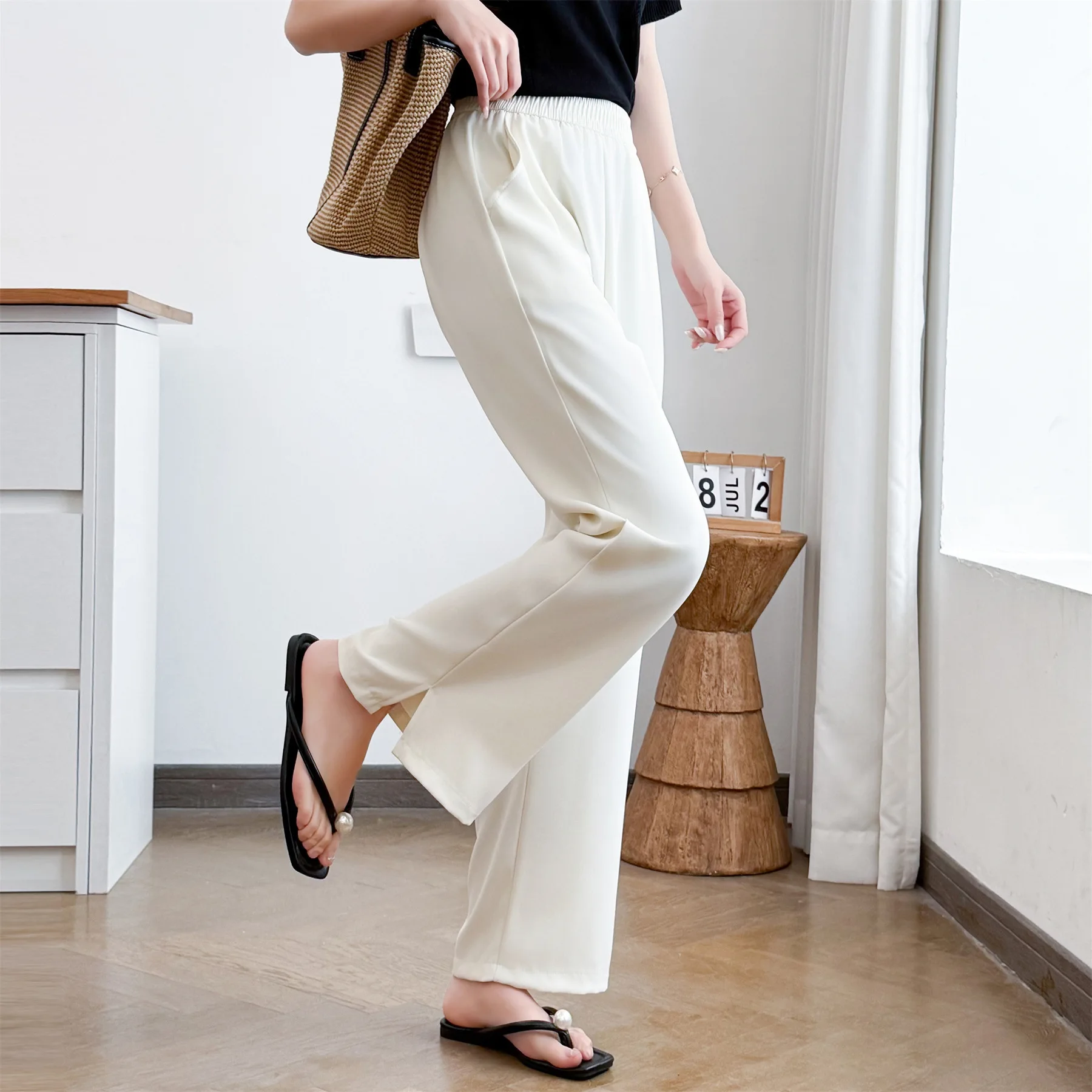 2026 Summer Plus Size High Waist Suit Pants Elastic Waist Split Hem Slimming Casual Trousers For Curvy Ladies 6052
2026 Summer Plus Size High Waist Suit Pants Elastic Waist Split Hem Slimming Casual Trousers For Curvy Ladies 6052
