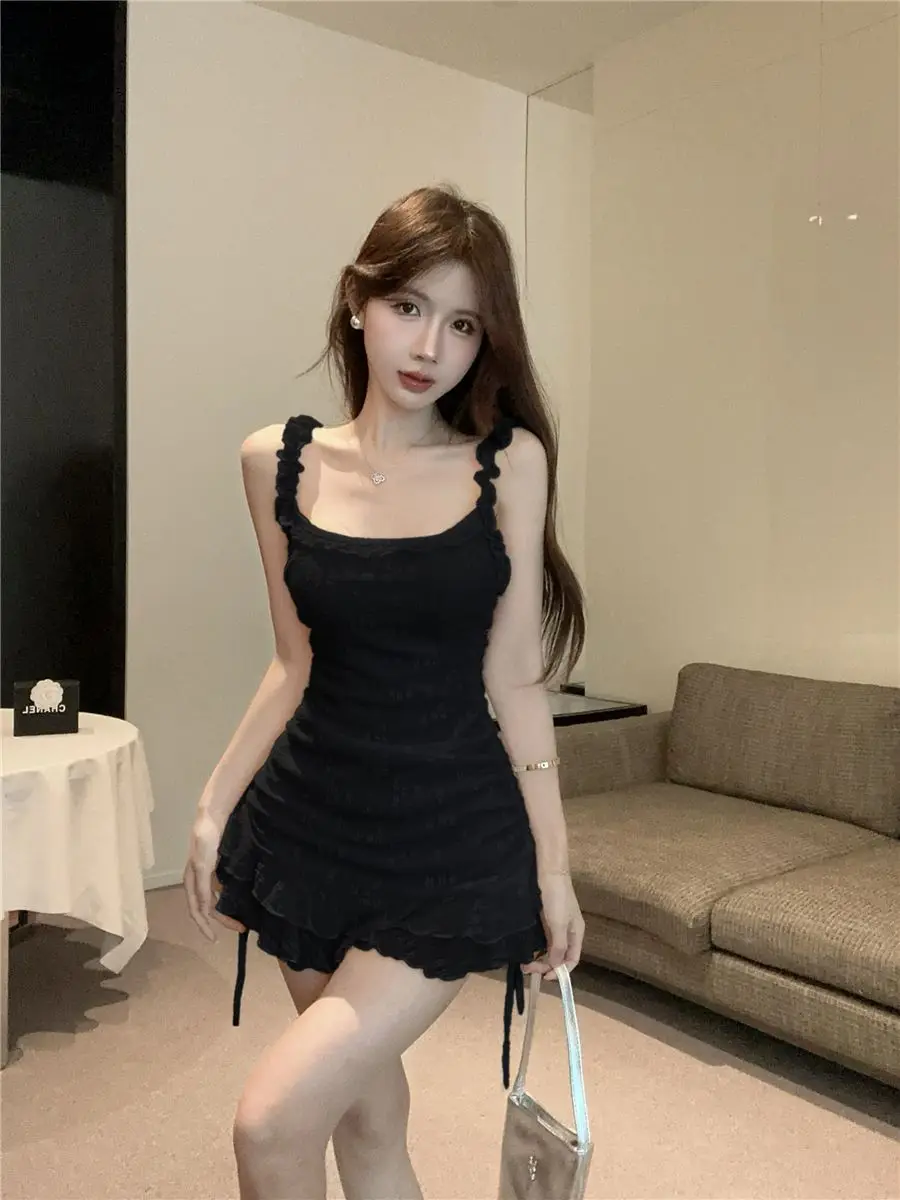 Edible Fungus Blister Crepe Camisole Top Women Square Collar Sweet Slim Waisted Halter Tees Summer Fairycore Chic Streetwear
Edible Fungus Blister Crepe Camisole Top Women Square Collar Sweet Slim Waisted Halter Tees Summer Fairycore Chic Streetwear