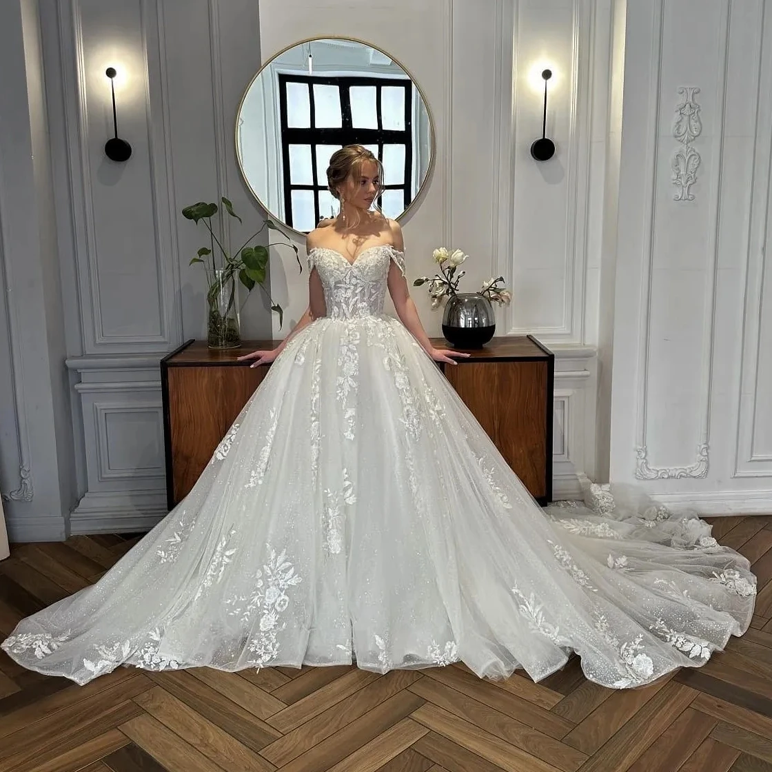 Cathedral Length Wedding Dress Off Shoulder A-Line Long Bridal Gown Lace Appliques Customized Boho Vestdio De Novia 2025
Cathedral Length Wedding Dress Off Shoulder A-Line Long Bridal Gown Lace Appliques Customized Boho Vestdio De Novia 2025