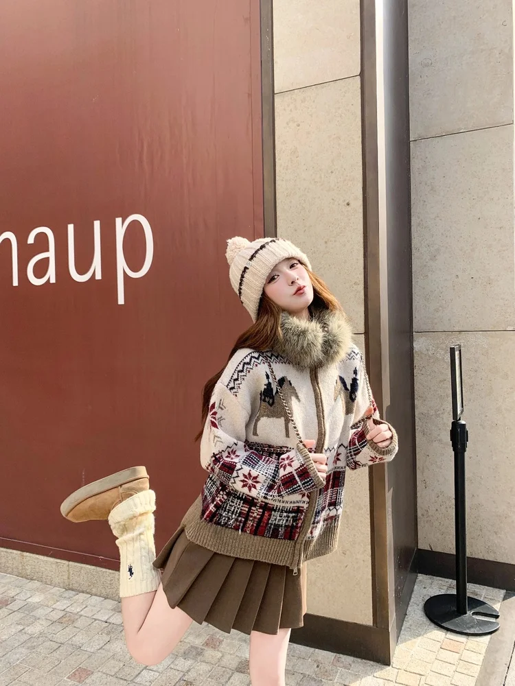 Seoul Retro Island Knit Sweater Jacket Women Detachable Large Fur Collar Knitted Open Cardigan Casual Loose Fit Long Sleeve
Seoul Retro Island Knit Sweater Jacket Women Detachable Large Fur Collar Knitted Open Cardigan Casual Loose Fit Long Sleeve