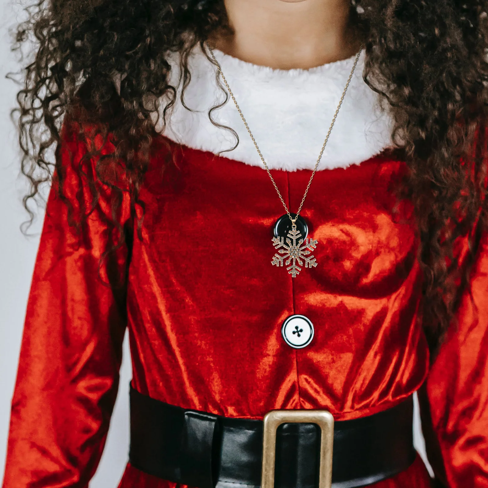 Snowflake Necklace Rhinestone Sweater Chain Golden Rhinestones Hanging Necklaces 
Snowflake Necklace Rhinestone Sweater Chain Golden Rhinestones Hanging Necklaces