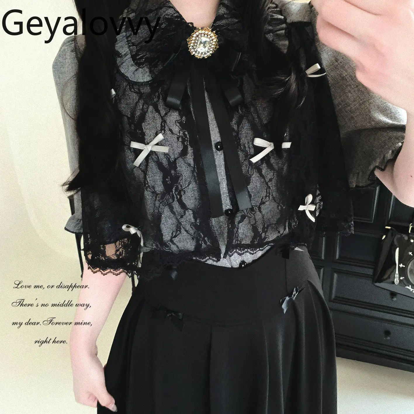 Japanese Style Lace-trimmed Short-sleeve Blouse Femme Fashion Summer Casual Shirts Sweet and Cute Elegant Women's Tops
Japanese Style Lace-trimmed Short-sleeve Blouse Femme Fashion Summer Casual Shirts Sweet and Cute Elegant Women's Tops