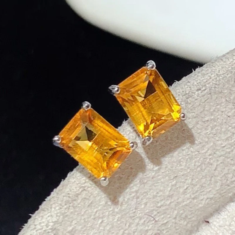 925 Sterling Silver Natural Citrine Earrings 7x9mm Certified Citrine Silver Jewelry Emerald Cut Solitaire Stud Gemstone Earrings
925 Sterling Silver Natural Citrine Earrings 7x9mm Certified Citrine Silver Jewelry Emerald Cut Solitaire Stud Gemstone Earrings