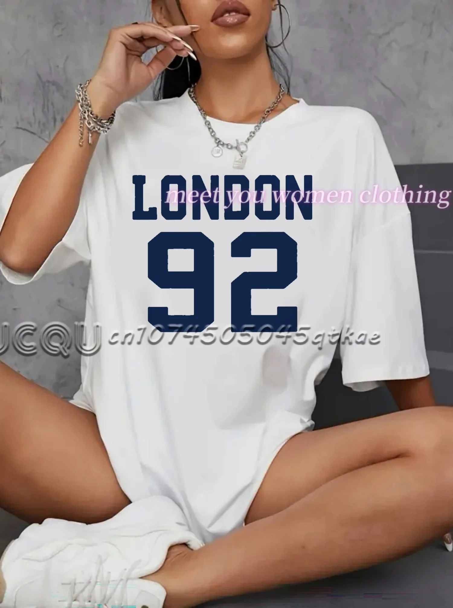 2025 new in Women LONDON No.92 Print O-Neck Short Sleeve T-Shirt Summer Graphic Tee Women tops plus size Sport T-Shirt
2025 new in Women LONDON No.92 Print O-Neck Short Sleeve T-Shirt Summer Graphic Tee Women tops plus size Sport T-Shirt