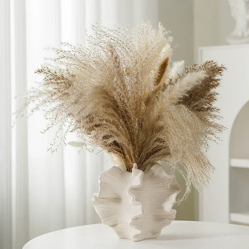 Nordic Ceramic Vases with Frosted Texture, Dried Flower Inserts for Home and Office Decoration, Decorative Ornaments Handicrafts
Nordic Ceramic Vases with Frosted Texture, Dried Flower Inserts for Home and Office Decoration, Decorative Ornaments Handicrafts