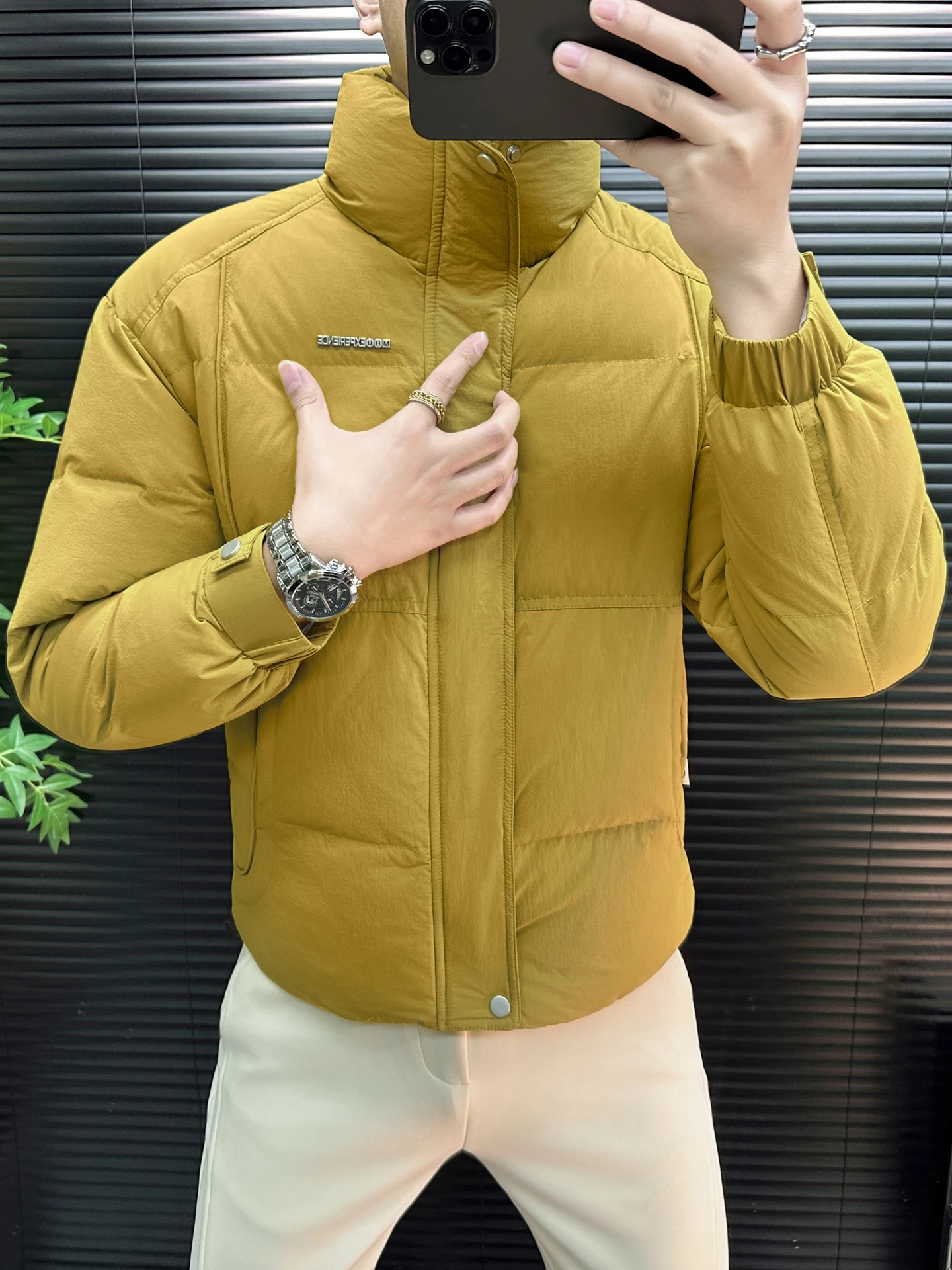 Faionable High-End Men's Cotton Jaet Stand Collar Warmth Slim Fit Trendy Brand Cotton Coat Outerwear Casual Urban Sle
Faionable High-End Men's Cotton Jaet Stand Collar Warmth Slim Fit Trendy Brand Cotton Coat Outerwear Casual Urban Sle