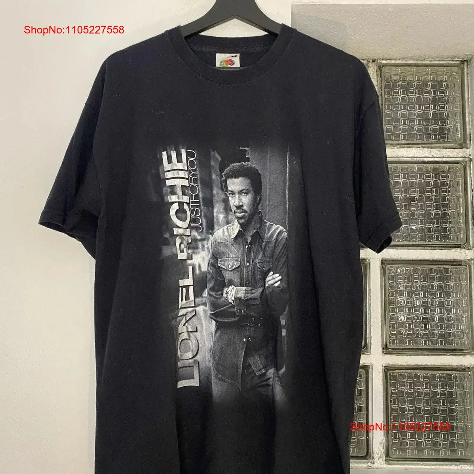 Lionel Richie Just for You 2004 vtg tee cotton black shirt QT565 vintage Washed Breathable Slightly streetwear Stylish
Lionel Richie Just for You 2004 vtg tee cotton black shirt QT565 vintage Washed Breathable Slightly streetwear Stylish
