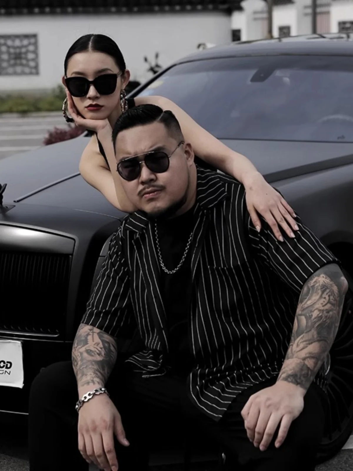 Новая летняя мужская рубашка свободного кроя с коротким рукавом, тонкая, в полоску, повседневная, модная, брендовая, больших размеров, с эффектом охлаждения, молодежный тренд
Новая летняя мужская рубашка свободного кроя с коротким рукавом, тонкая, в полоску, повседневная, модная, брендовая, больших размеров, с эффектом охлаждения, молодежный тренд