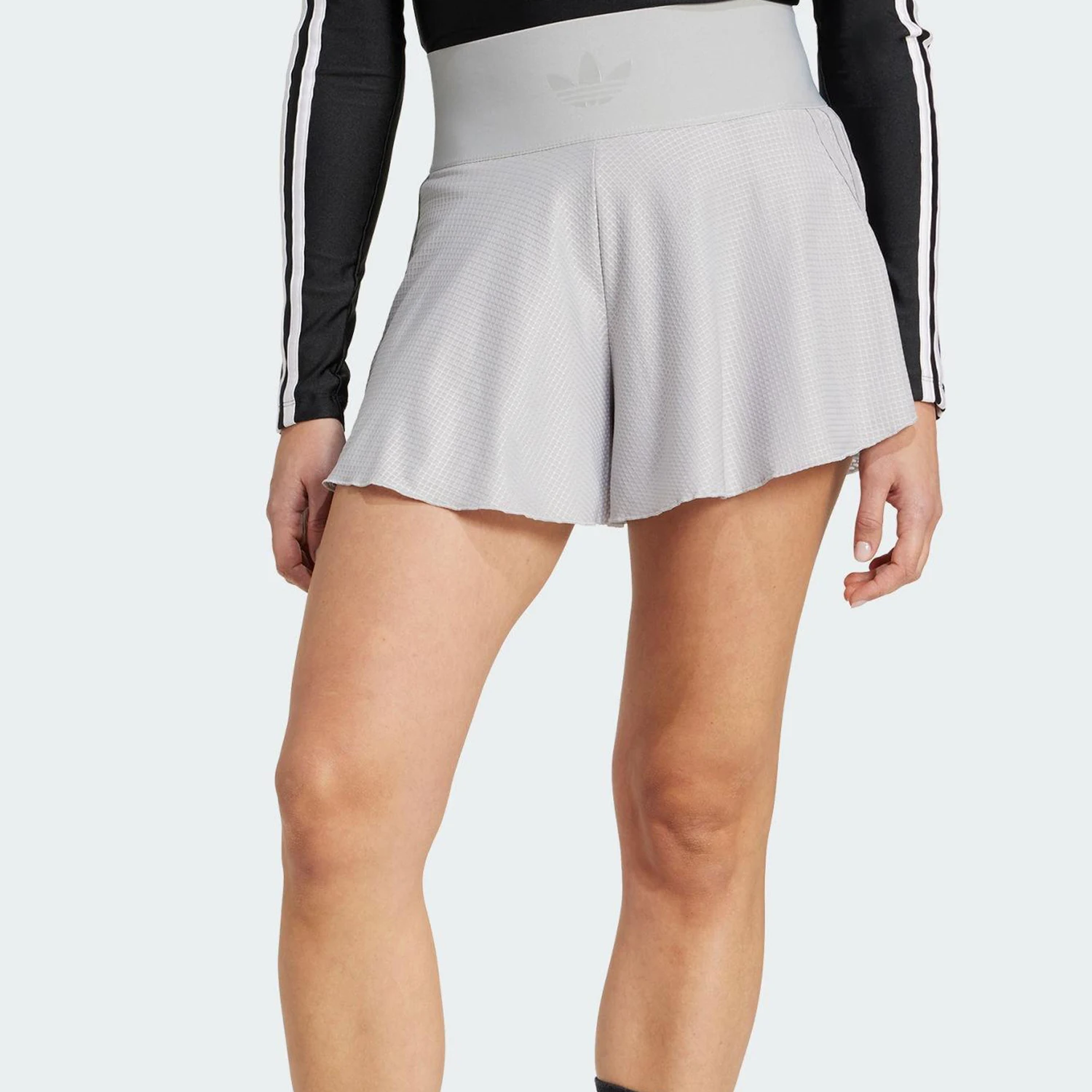 Adidas Genuine Trefoil Women's Ballet-Inspired Mesh Shorts JJ0913
Adidas Genuine Trefoil Women's Ballet-Inspired Mesh Shorts JJ0913