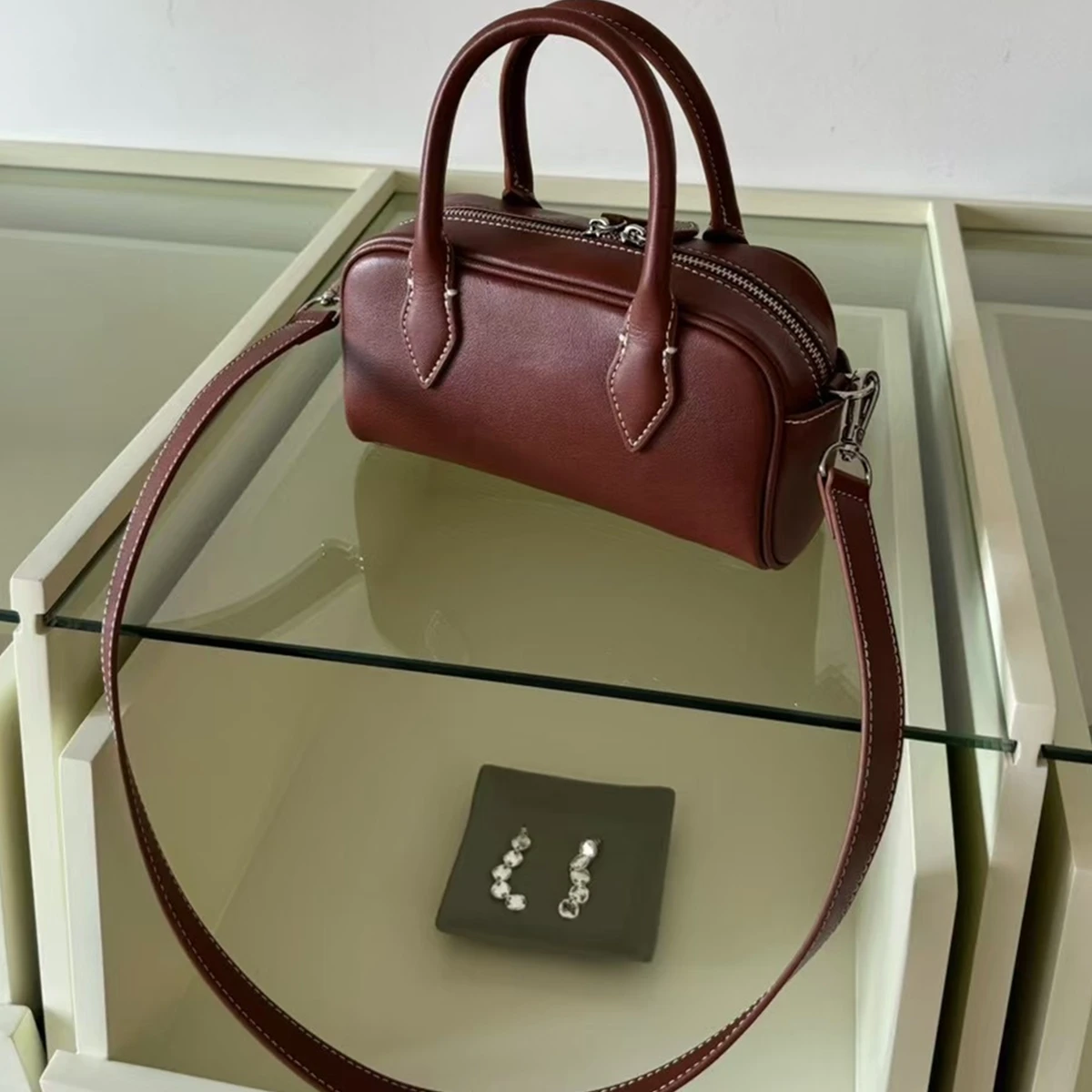 Jenny&Dave Minimalist Cowhide Armpit Bag, handbag Shoulder Bag Luxury Niche Vintage Crossbody Boston Bag Women
Jenny&Dave Minimalist Cowhide Armpit Bag, handbag Shoulder Bag Luxury Niche Vintage Crossbody Boston Bag Women
