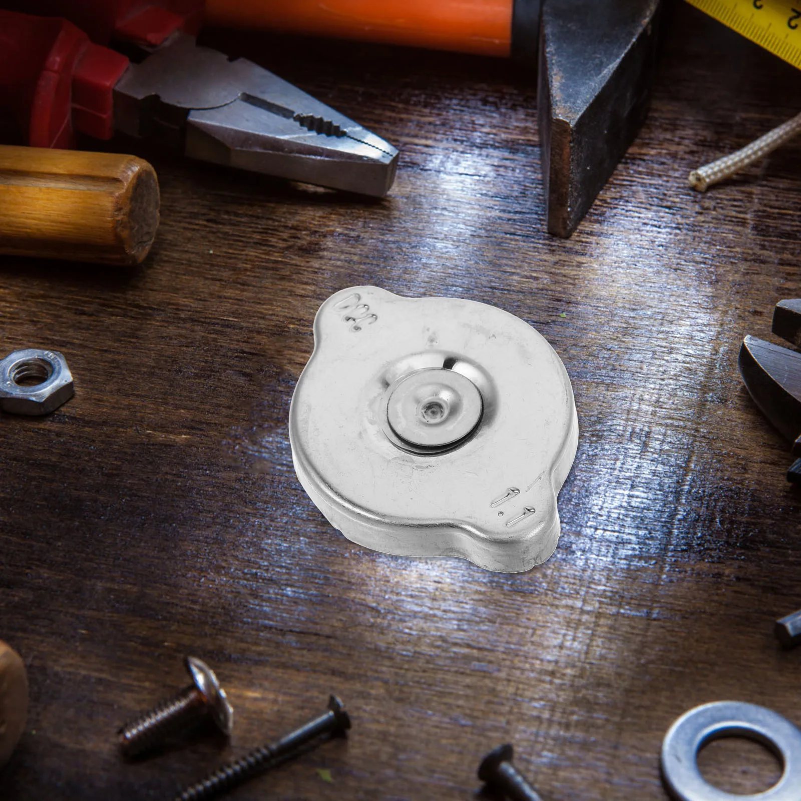 Aluminum Alloy Coolant Reservoir Tank Replacement Cap Engine Radiator Engine Radiator Cover Cover Leakproof Water Tank Cap For 
Aluminum Alloy Coolant Reservoir Tank Replacement Cap Engine Radiator Engine Radiator Cover Cover Leakproof Water Tank Cap For