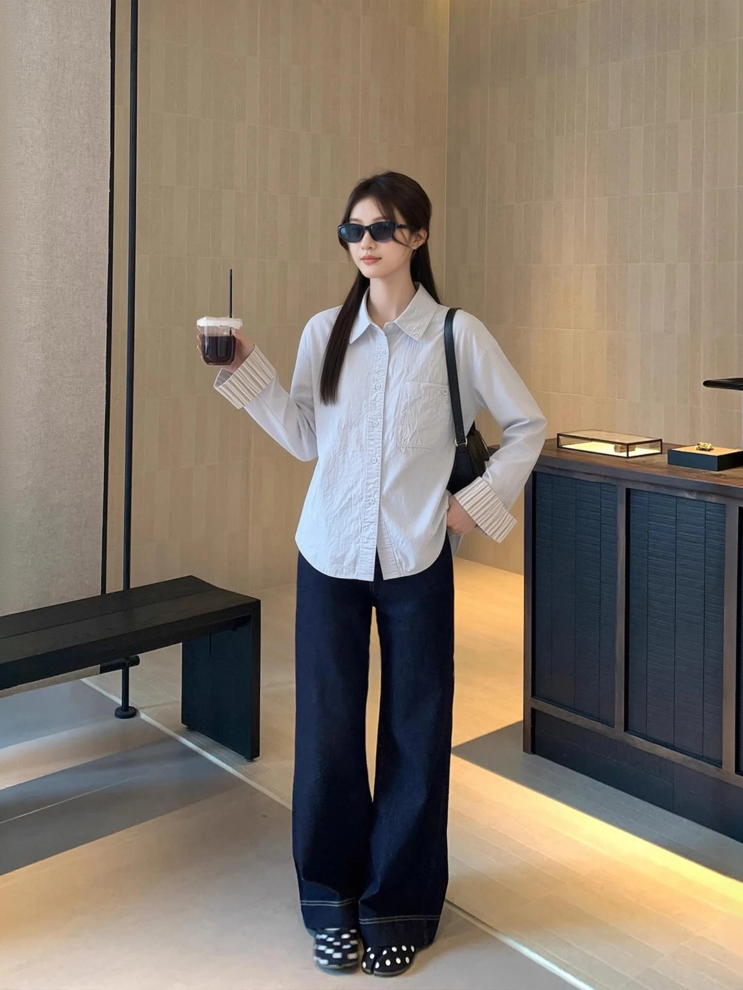 Casual Loose Women's Long Sleeve Shirt Spring 2026 New Style Korean Version Striped Patchwork Design Breathable Comfortable O...
Casual Loose Women's Long Sleeve Shirt Spring 2026 New Style Korean Version Striped Patchwork Design Breathable Comfortable O...