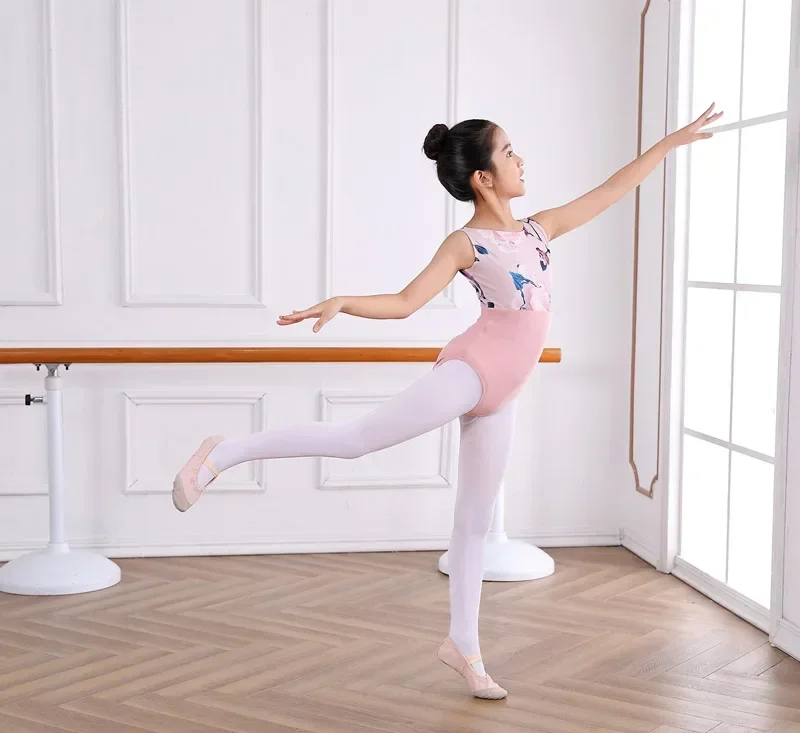 Ballet Bodysuit Girls 2024 New Arrival Pink Practice Dance Costume Leotard Children High Quality Ballet Dancing Wear
Ballet Bodysuit Girls 2024 New Arrival Pink Practice Dance Costume Leotard Children High Quality Ballet Dancing Wear