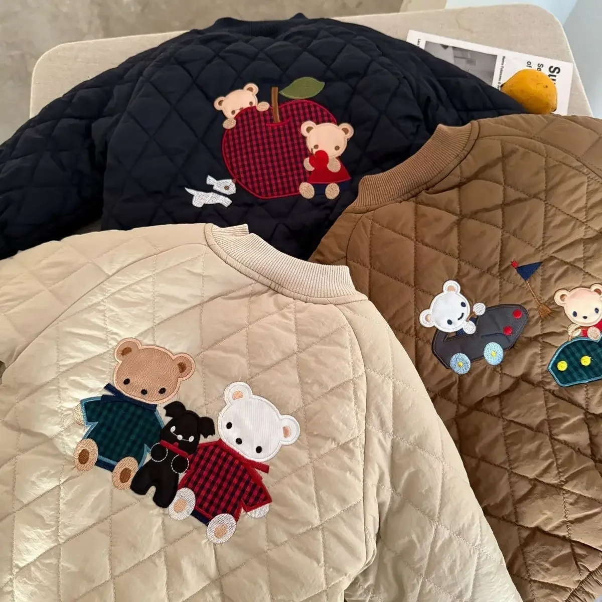 Cartoon Embroidery Bear Kids Jacket Winter Plush Children's Clothing Outerwear Coats Thicken Warm Girls Boys Cotton Down Parkas
Cartoon Embroidery Bear Kids Jacket Winter Plush Children's Clothing Outerwear Coats Thicken Warm Girls Boys Cotton Down Parkas