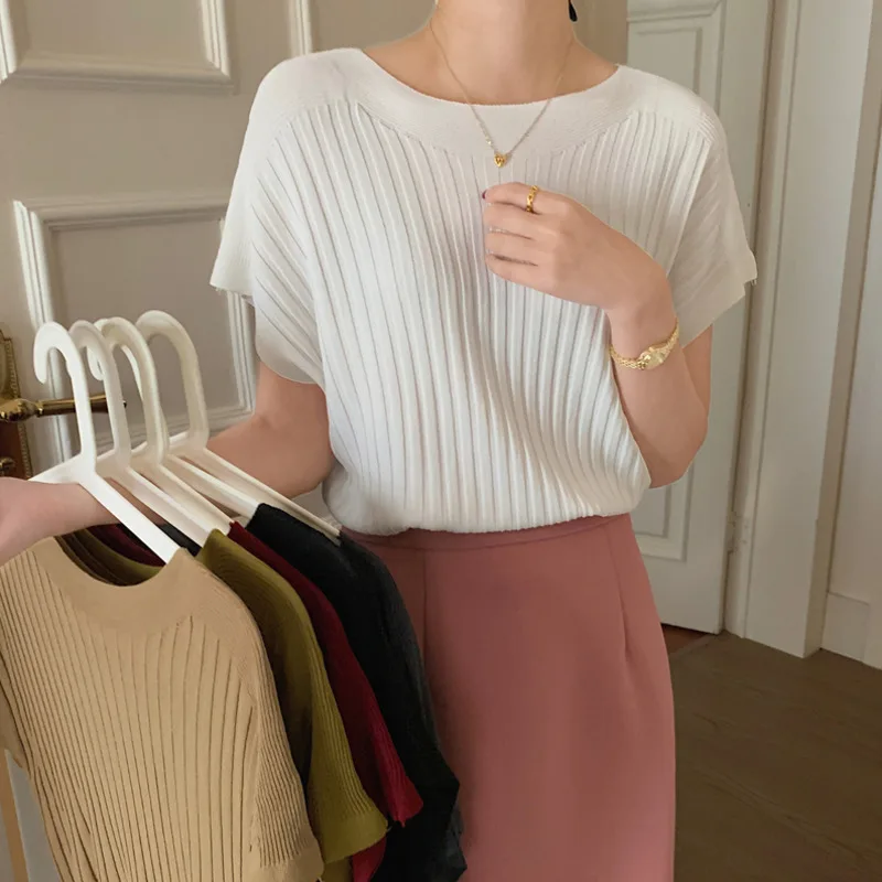 Slash Neck Batwing Sleeve Sweater Women Summer Korean Fashion Simple Ice Silk Knitted Tops Solid Color
Slash Neck Batwing Sleeve Sweater Women Summer Korean Fashion Simple Ice Silk Knitted Tops Solid Color