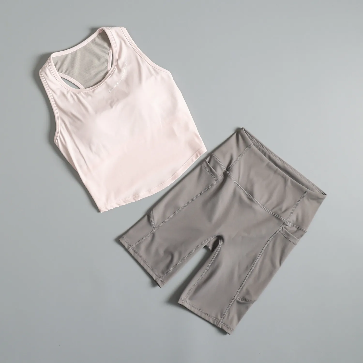 Yoga clothing suit for women summer 2026 new running fitness quick-drying clothing professional Pilates sports slim vest
Yoga clothing suit for women summer 2026 new running fitness quick-drying clothing professional Pilates sports slim vest