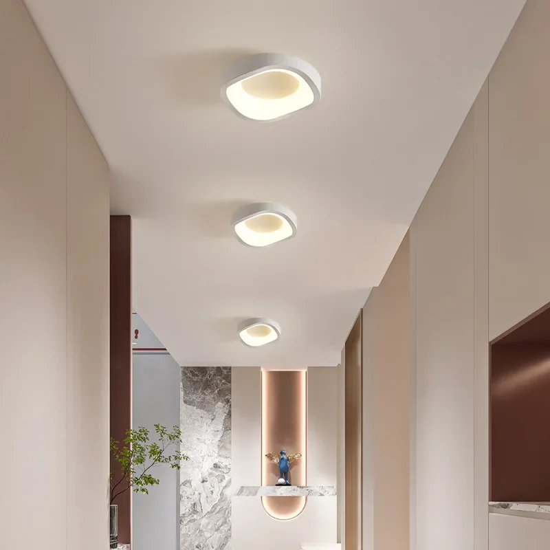 Nordic Corridor Ceiling Light with Modern Design for Entryway and Balcony Lighting
Nordic Corridor Ceiling Light with Modern Design for Entryway and Balcony Lighting