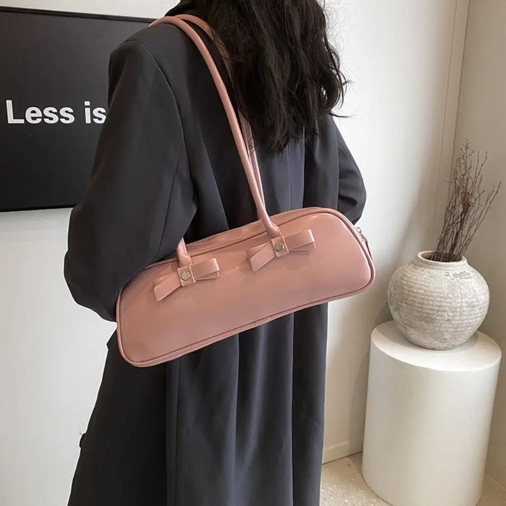 Luxury Design Solid Color Underarm Shoudler Bags Soft PU Crossbody Bags Tote Purses for Women
Luxury Design Solid Color Underarm Shoudler Bags Soft PU Crossbody Bags Tote Purses for Women