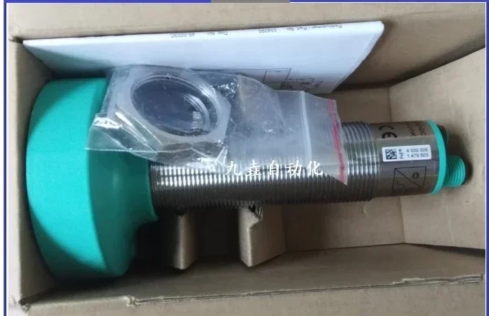Ultrasonic proximity switch UC6000-30GM-IUR2-V15 analog sensor 6M
Ultrasonic proximity switch UC6000-30GM-IUR2-V15 analog sensor 6M