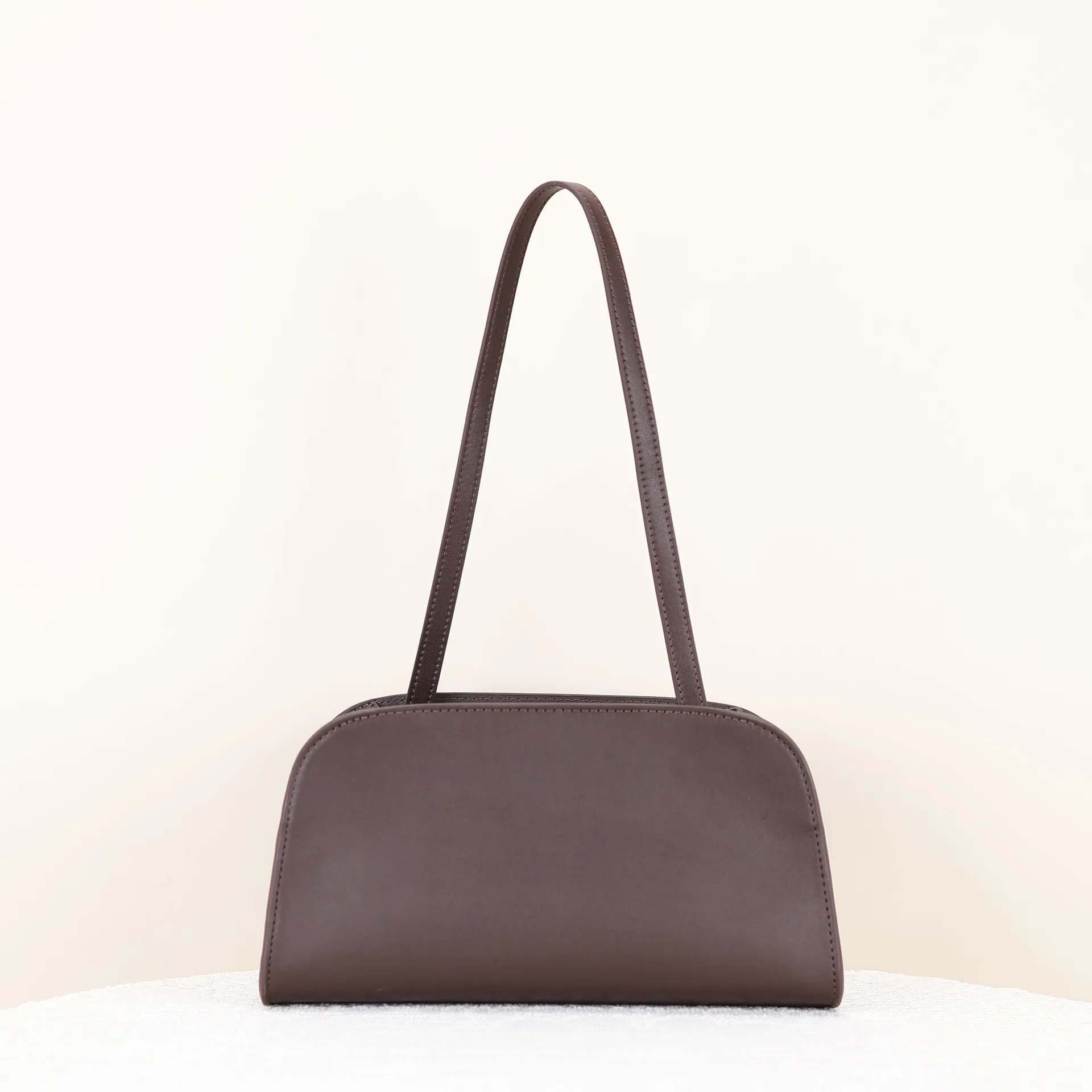 Genuine Leather Saddle Bag Women Shoulder Crossbody Handbag Minimalist Commute Hobo
Genuine Leather Saddle Bag Women Shoulder Crossbody Handbag Minimalist Commute Hobo