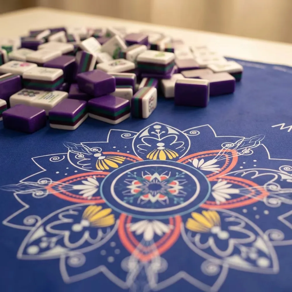 160 American mahjong card set, with mandala blue neoprene pad, purple 4-layer engraved acrylic card.
160 American mahjong card set, with mandala blue neoprene pad, purple 4-layer engraved acrylic card.