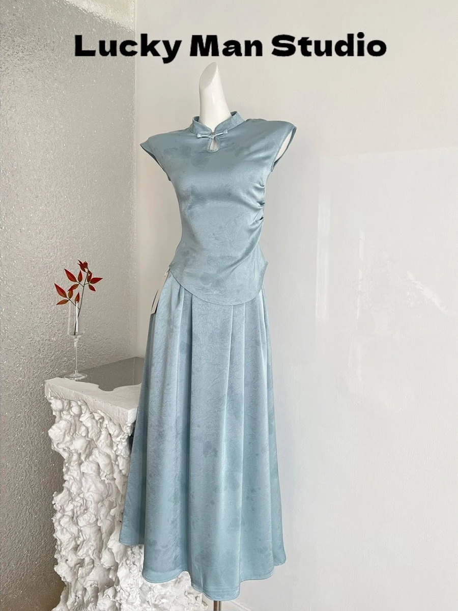 New Chinese Style Top And Satin Skirt Set Women's Spring Summer Half-length Skirt Ensemble Luckyman
New Chinese Style Top And Satin Skirt Set Women's Spring Summer Half-length Skirt Ensemble Luckyman