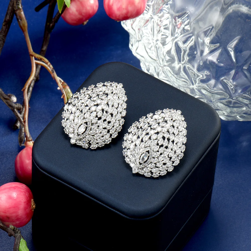 Hibride Gorgeous cat eye design earrings ladies bohemian cubic zirconia 2025 new out fine jewellery accessories jewellery E28
Hibride Gorgeous cat eye design earrings ladies bohemian cubic zirconia 2025 new out fine jewellery accessories jewellery E28