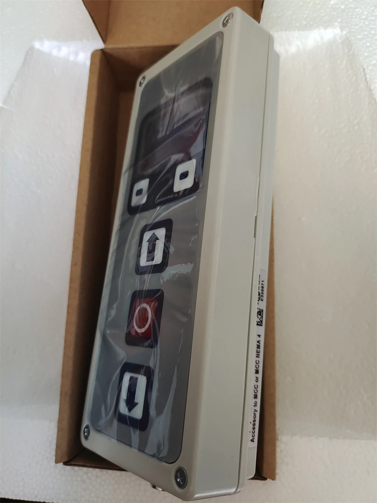 ALBANY Roller Shutter Door Controller Display 8820R0032 G5 9243279 0521 Genuine Stock
ALBANY Roller Shutter Door Controller Display 8820R0032 G5 9243279 0521 Genuine Stock