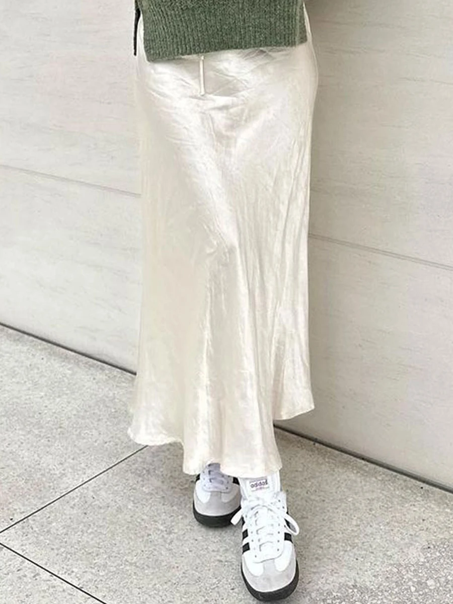Women Satin Long Skirt Aesthetic Clothes Summer Solid Color Casual Drawstring Elastic Skirt for Beaches Streetwear
Women Satin Long Skirt Aesthetic Clothes Summer Solid Color Casual Drawstring Elastic Skirt for Beaches Streetwear