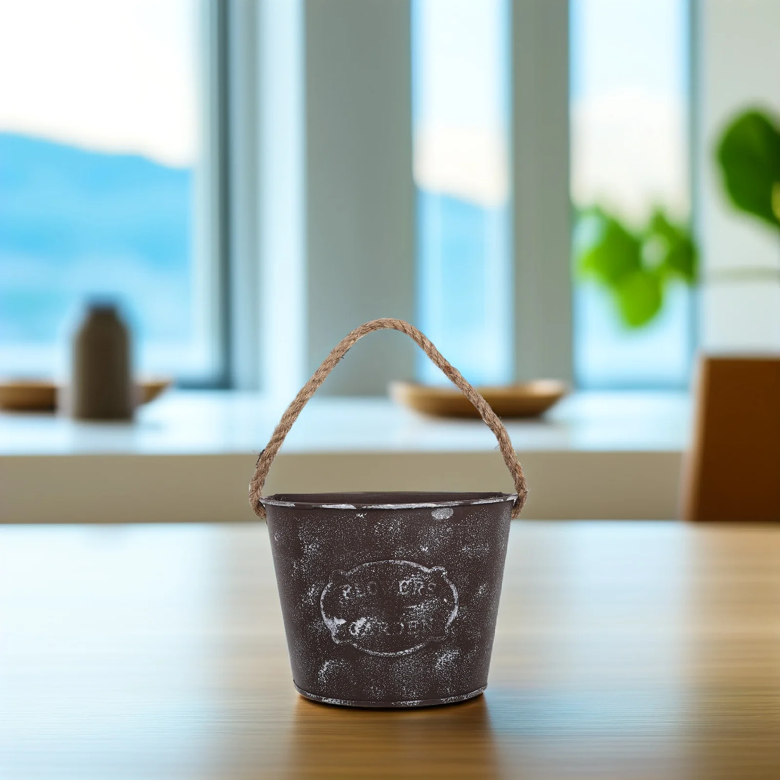 2pcs Hanging Flower Pot Iron Retro Decor Container Bedroom Wall Hanging Flowerpot Pendant Home Chic Planter Garden Supplies
2pcs Hanging Flower Pot Iron Retro Decor Container Bedroom Wall Hanging Flowerpot Pendant Home Chic Planter Garden Supplies