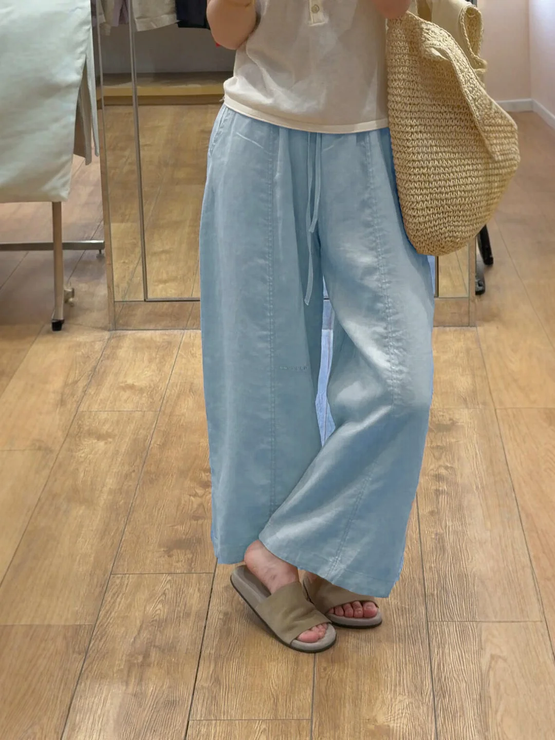 Summer High Waist Straight Leg Casual Pants Women's plus Size Versatile Fashionable Wide Leg Pants Casual Style Quick Dry
Summer High Waist Straight Leg Casual Pants Women's plus Size Versatile Fashionable Wide Leg Pants Casual Style Quick Dry