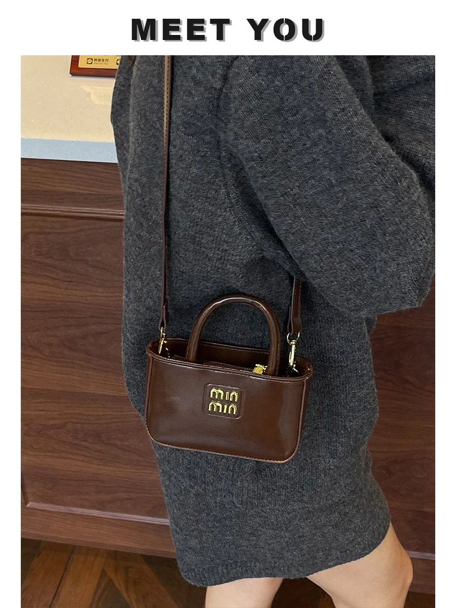 Luxury designer super fire exquisite mini small bag women's spring and summer high-end light luxury niche messenger small bag
Luxury designer super fire exquisite mini small bag women's spring and summer high-end light luxury niche messenger small bag