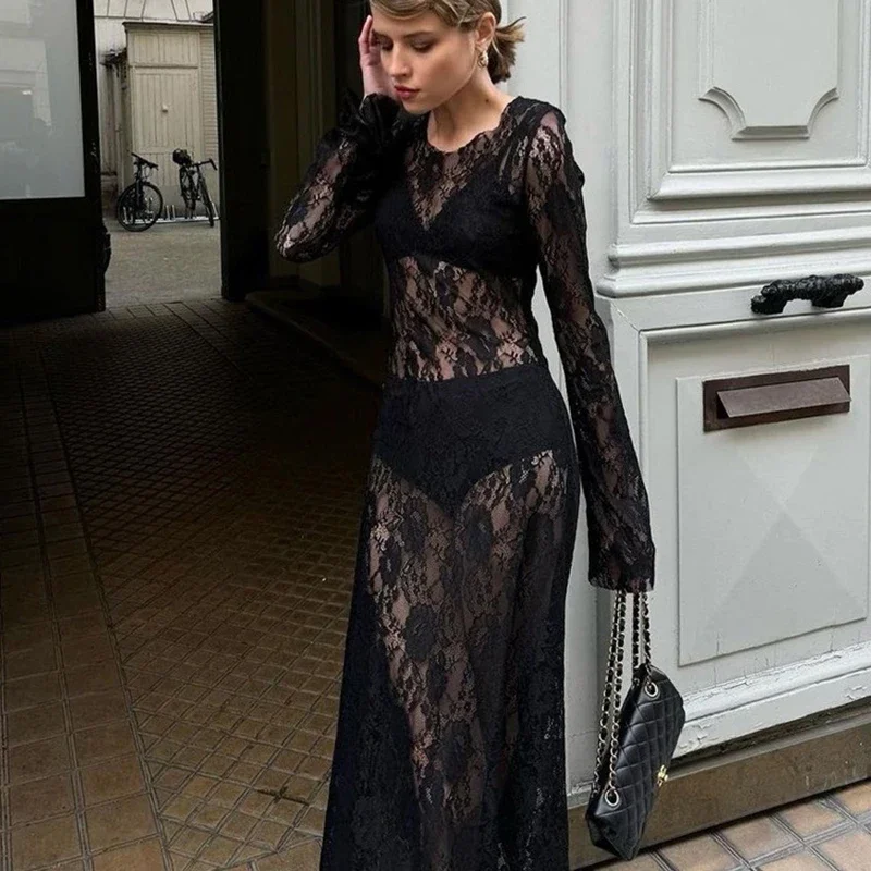 Women's New Black Sexy Perspective Dress Long Sleeved Hot Girl Lace Maxi-Dress Round Neck Black Lace Long Dress
Women's New Black Sexy Perspective Dress Long Sleeved Hot Girl Lace Maxi-Dress Round Neck Black Lace Long Dress