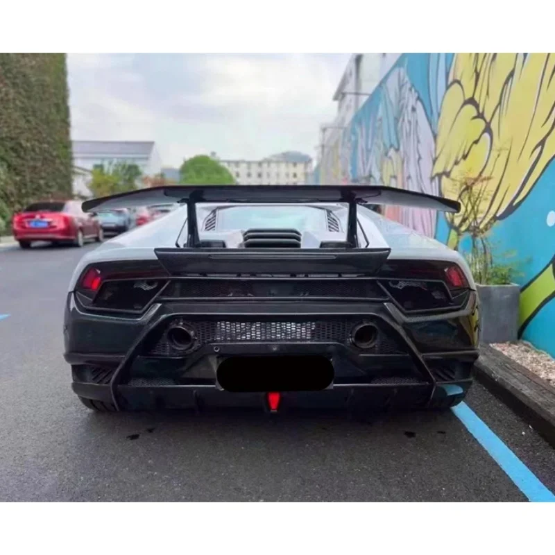 High quality carbon fiber forged pattern P-style rear bumper for Lamborghini LP580 LP610 body kit rear spoiler base
High quality carbon fiber forged pattern P-style rear bumper for Lamborghini LP580 LP610 body kit rear spoiler base