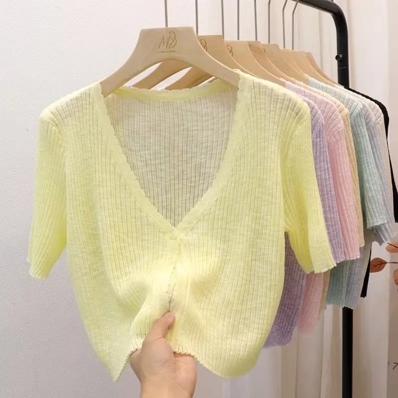 Women's Cardigan Sweaters Lightweight Open Front Ice Silk Summer Knitwear Hollow Out Korean Fashion Thin Outwear Clothing
Women's Cardigan Sweaters Lightweight Open Front Ice Silk Summer Knitwear Hollow Out Korean Fashion Thin Outwear Clothing