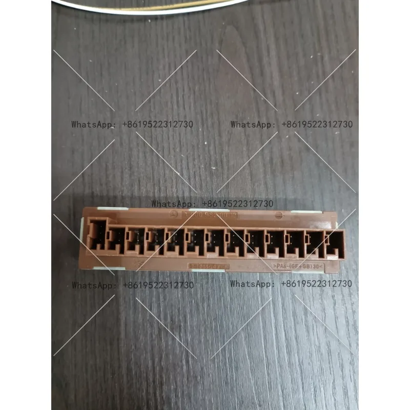 Подходит для мастер-коробки распределителя энергии Mercedes-Benz CLA GLA w156W177can.
Подходит для мастер-коробки распределителя энергии Mercedes-Benz CLA GLA w156W177can.