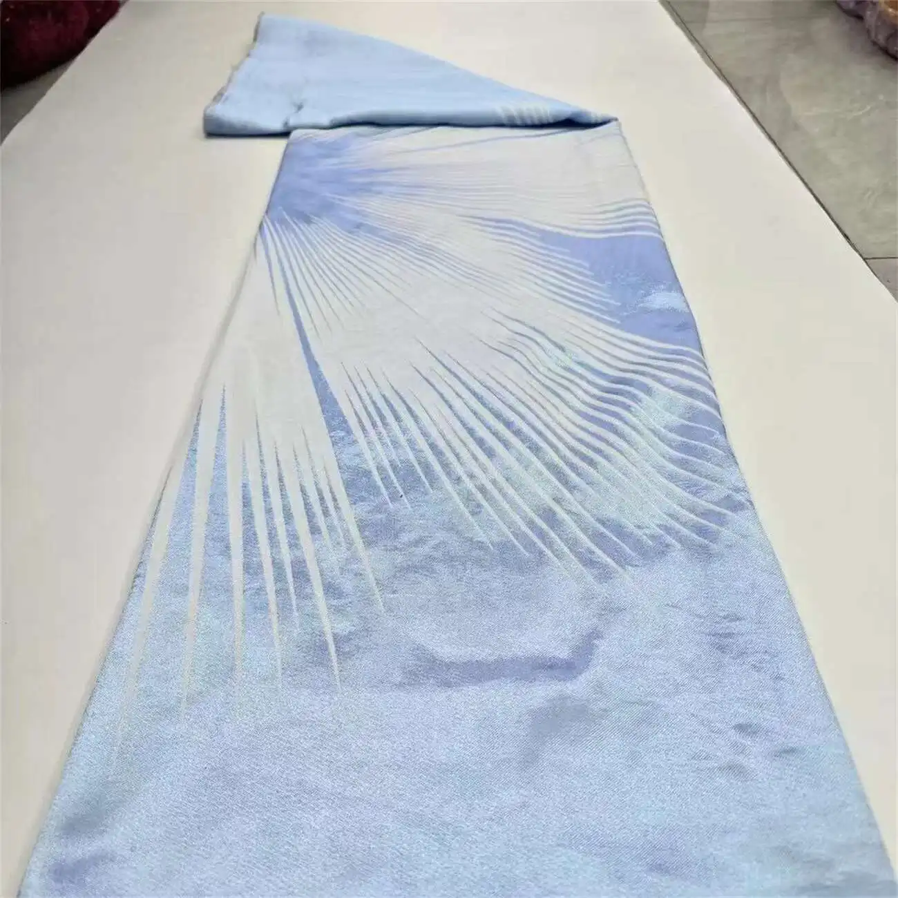 African Brocade Gilding Lace Fabric 2025 High Quality French Tulle Lace Embroidery Jacquard Lace Fabric For Sewing Dress
African Brocade Gilding Lace Fabric 2025 High Quality French Tulle Lace Embroidery Jacquard Lace Fabric For Sewing Dress