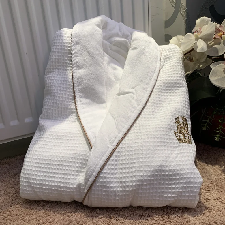 Роскошный домашний текстиль: махровый халат для пар из чистого хлопка с двойным слоем, впитывающий влагу, отеля Marriott Ritz Carlton
Роскошный домашний текстиль: махровый халат для пар из чистого хлопка с двойным слоем, впитывающий влагу, отеля Marriott Ritz Carlton