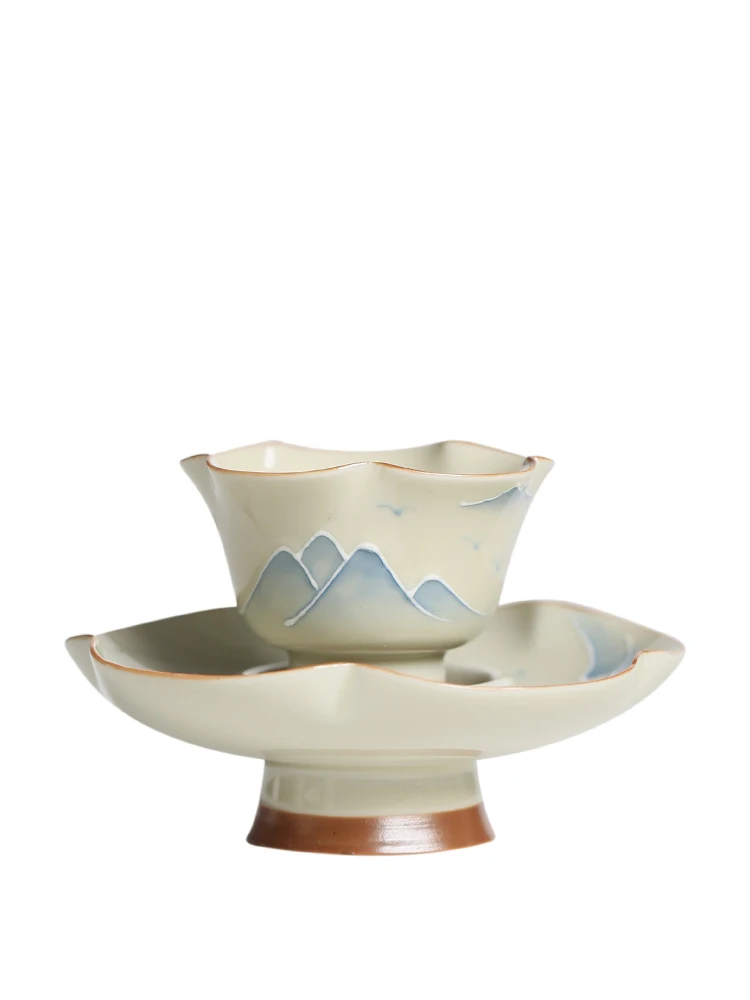 Plant ash hand-painted landscape small teacup set, household ceramic underglaze color tea cup, Chinese single cup
Plant ash hand-painted landscape small teacup set, household ceramic underglaze color tea cup, Chinese single cup